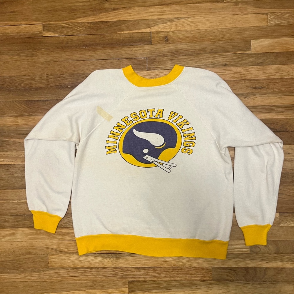 Vintage 80s Minnesota Vikings White and Yellow Sweater
